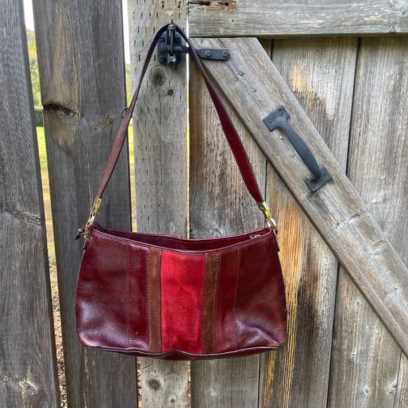 Vintage Etienne Aigner Purse - Picture 2 of 10